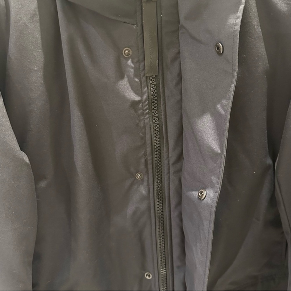 Canada Goose Black Label Parka - Picture 3 of 16